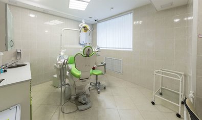 Центр имплантации и стоматологии «Интан»