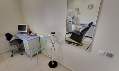 Стоматологическая клиника «МедиЭстетик»