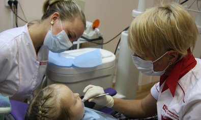 Стоматологическая клиника «Первая семейная клиника Петербурга»