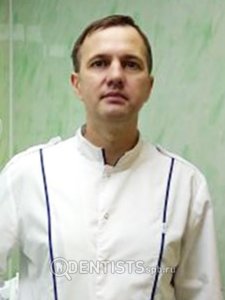 Жданов Аркадий Александрович